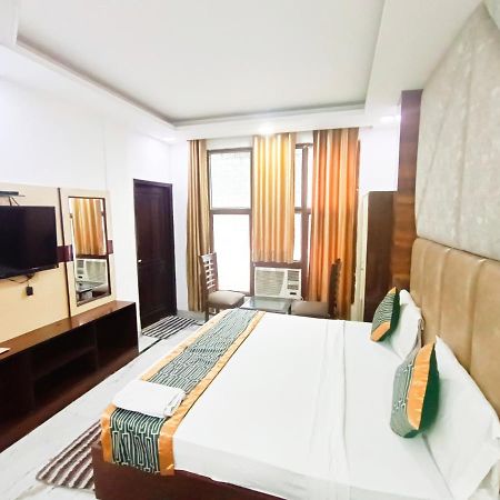Hotel Krone Near Igi Airport Delhi New Delhi Exteriör bild