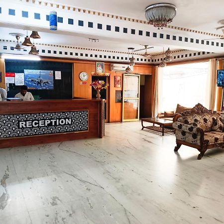 Hotel Krone Near Igi Airport Delhi New Delhi Exteriör bild