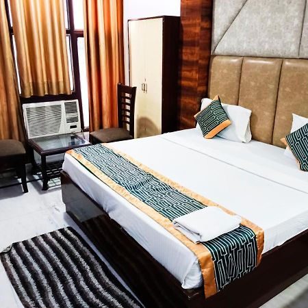 Hotel Krone Near Igi Airport Delhi New Delhi Exteriör bild