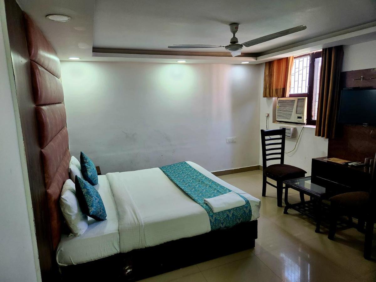 Hotel Krone Near Igi Airport Delhi New Delhi Exteriör bild