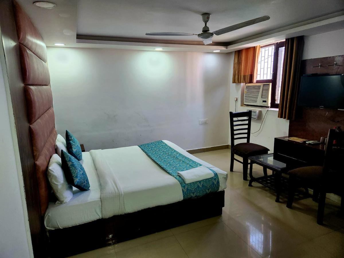 Hotel Krone Near Igi Airport Delhi New Delhi Exteriör bild