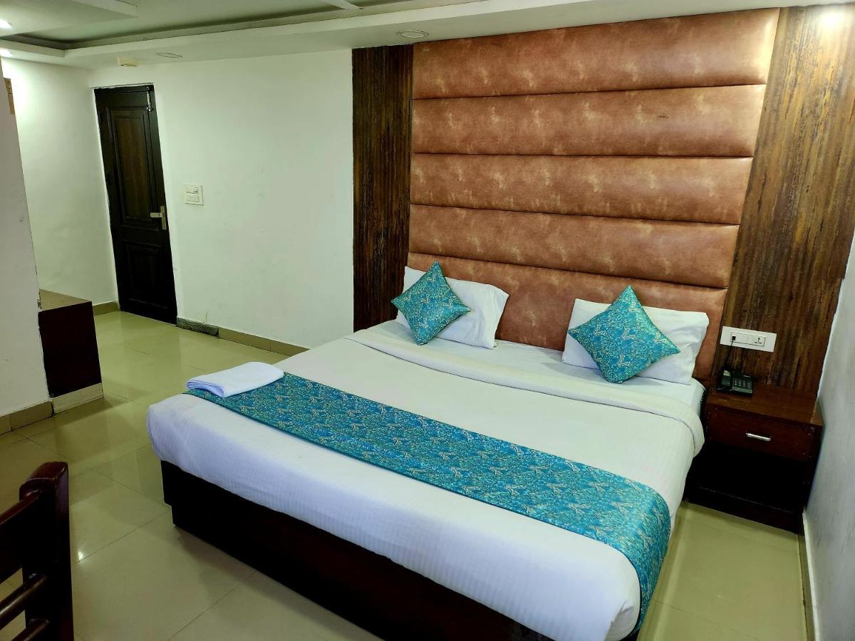 Hotel Krone Near Igi Airport Delhi New Delhi Exteriör bild