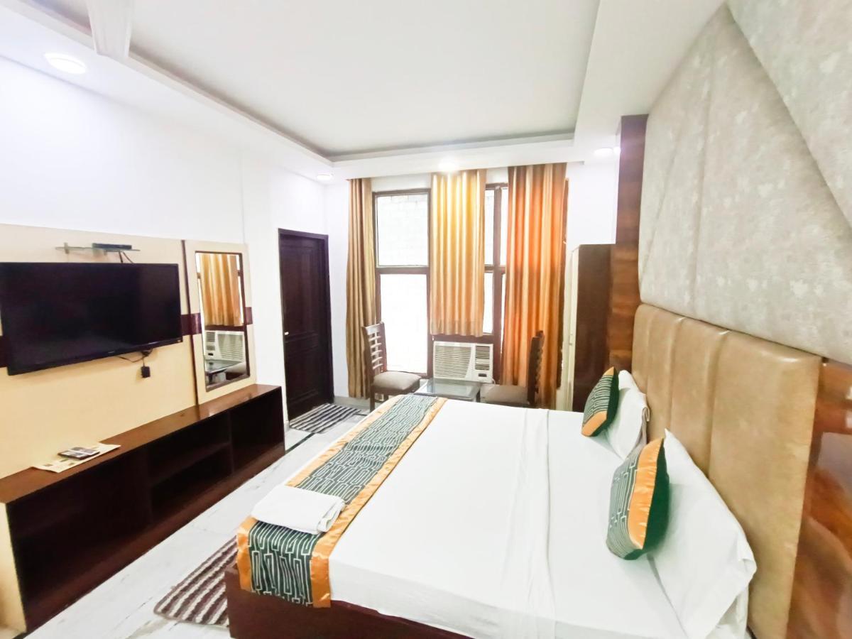 Hotel Krone Near Igi Airport Delhi New Delhi Exteriör bild