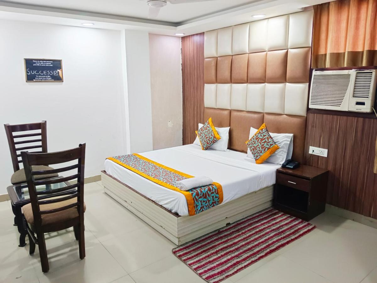 Hotel Krone Near Igi Airport Delhi New Delhi Exteriör bild