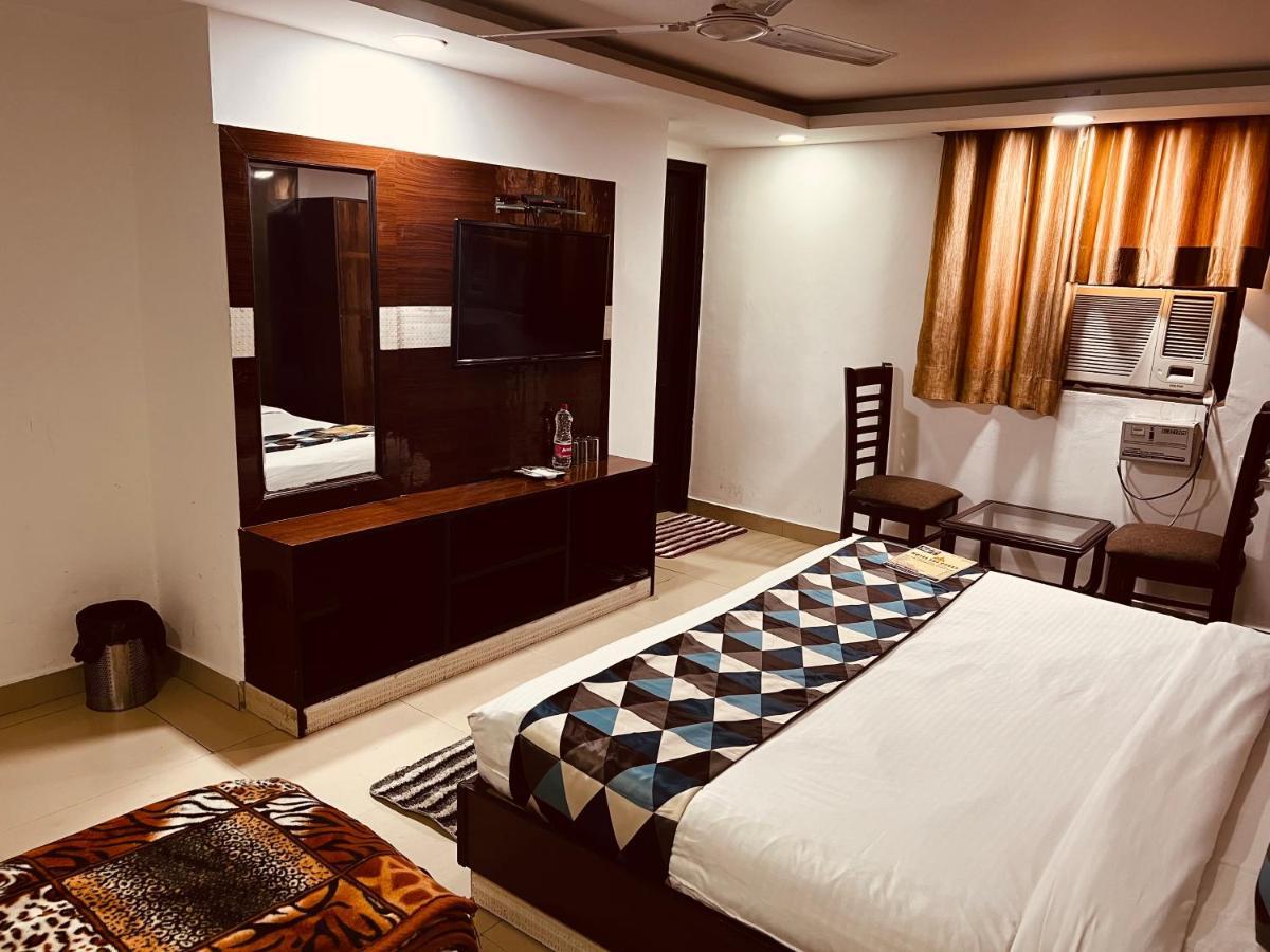 Hotel Krone Near Igi Airport Delhi New Delhi Exteriör bild
